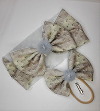Load image into Gallery viewer, Mint / Beige/ Brown Baby Girl Bows, Customized Baby Girl Headbands, Head Wraps and Bows