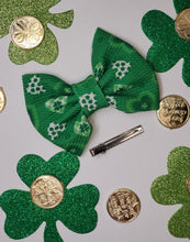 Load image into Gallery viewer, St Patrick Baby Girl Bows
