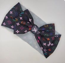 Load image into Gallery viewer, L.V Bkack Multi Color Headwrap &amp; Bows
