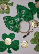 Load image into Gallery viewer, St Patrick Baby Girl Bows
